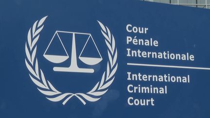 Alors que la Cour pénale internationale (CPI) se retrouve au cœur de l'actualité, certains remettent en cause la raison d’être de cette juridiction. La justice internationale est-elle faite par les pays occidentaux en faveur de leurs intérêts propres ? (Franceinfo)